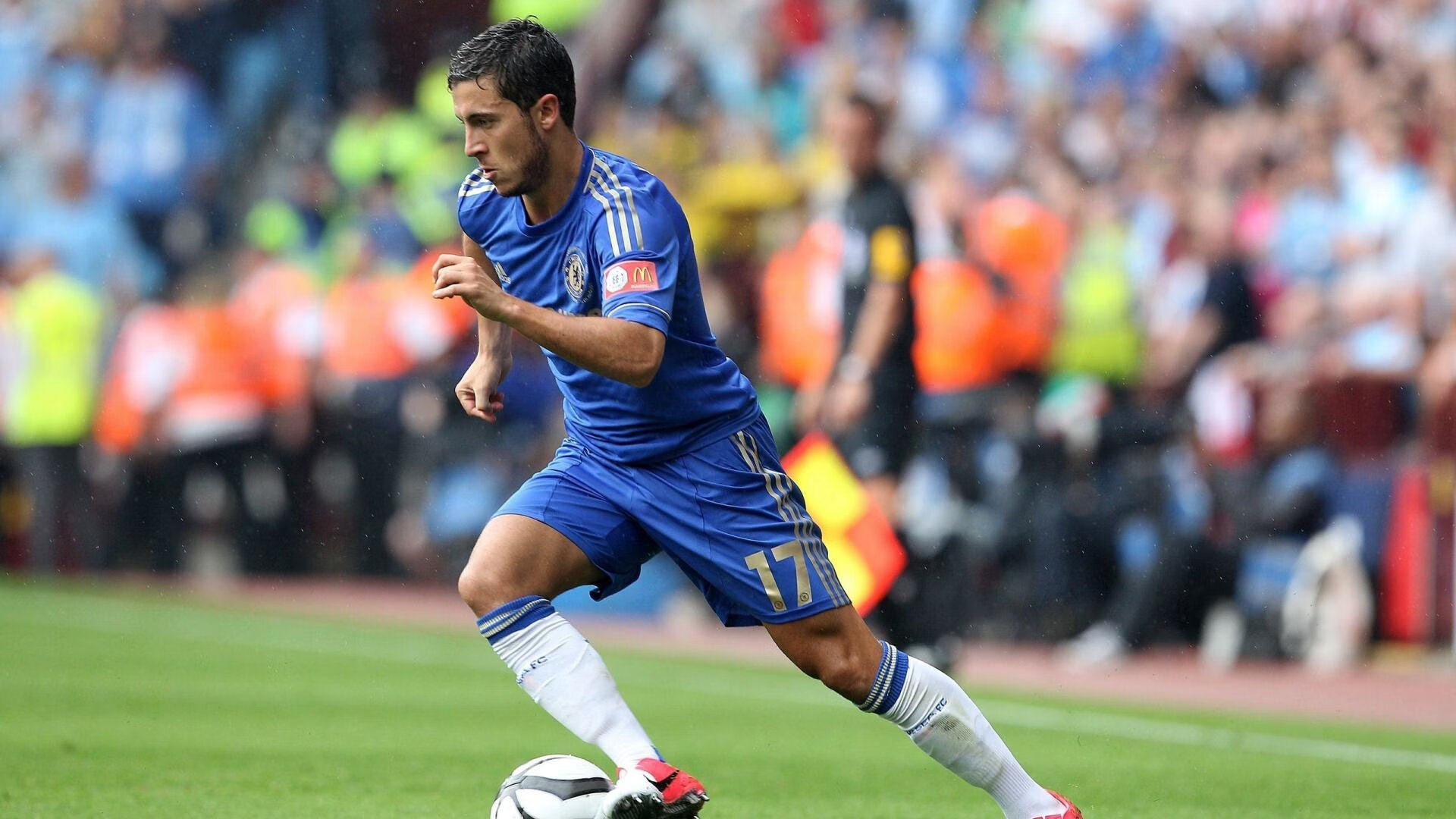 意甲经典对抗：埃及前锋在米兰德比中梅开二度，埃及队球星